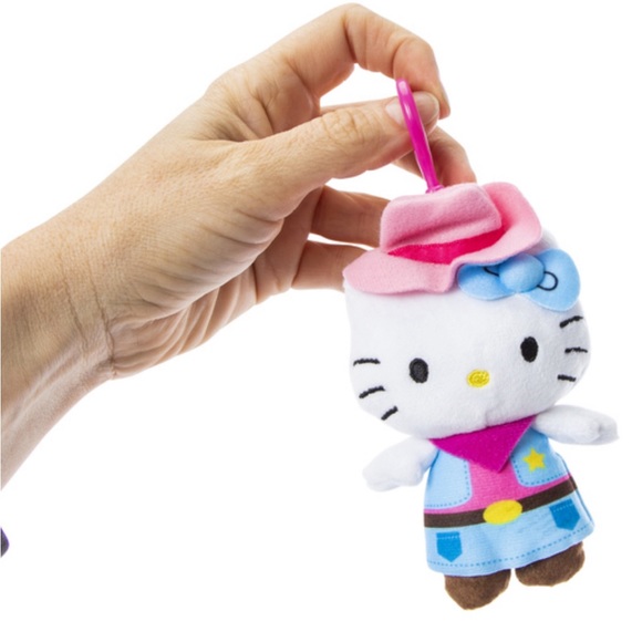 Hello Kitty plush danglers blind box - Picture 3 of 5